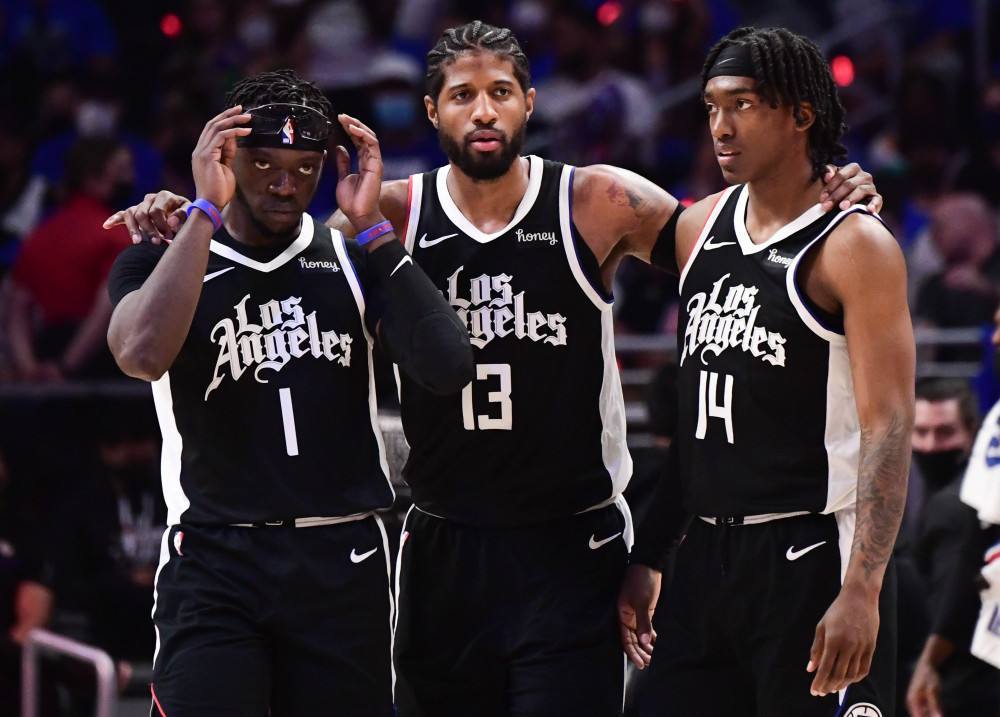 爆冷！广东狂输山西14分，进攻拉胯失误多，奎因首秀拉胯（冷门突现：广东不敌山西14分，进攻低迷失误频发，奎因处子战表现欠佳）