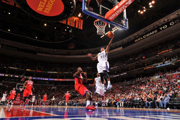 中超比赛精彩回放：上海海港绝杀山东,（中超焦点战回放：上海海港补时绝杀山东）