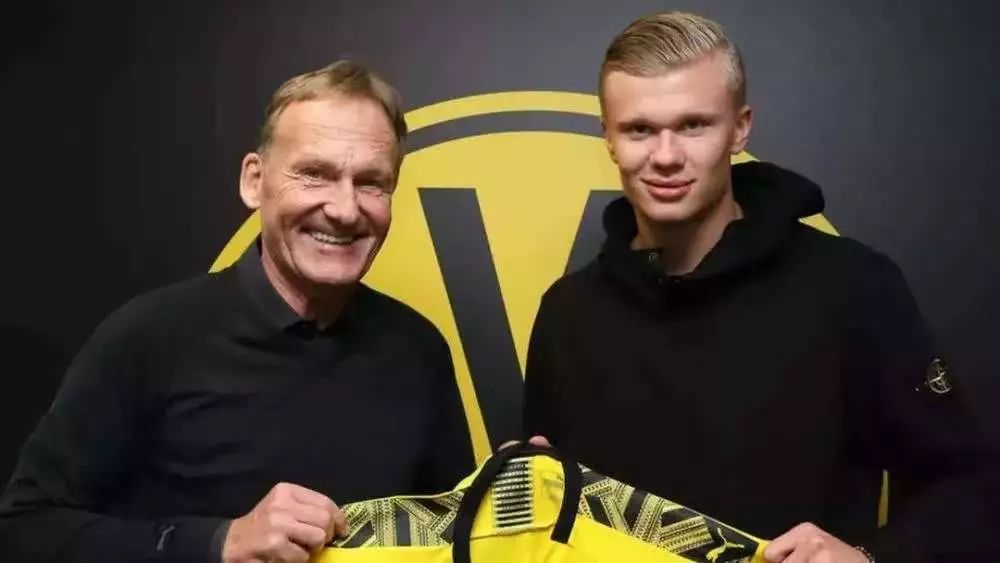 科莫2-0萨索洛连续12场不败，莫雷诺破门，尼科-帕斯献助攻（莫雷诺破门尼科-帕斯助攻，科莫2-0萨索洛豪取12场不败）