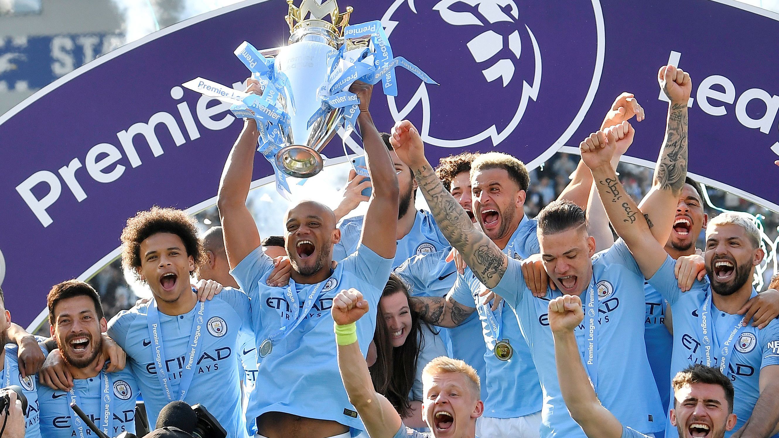 体坛：中足联应成为亚冠保卫战的参与者，联赛政策要给予支持（体坛：中足联应投身亚冠保卫战，联赛政策须积极护航）