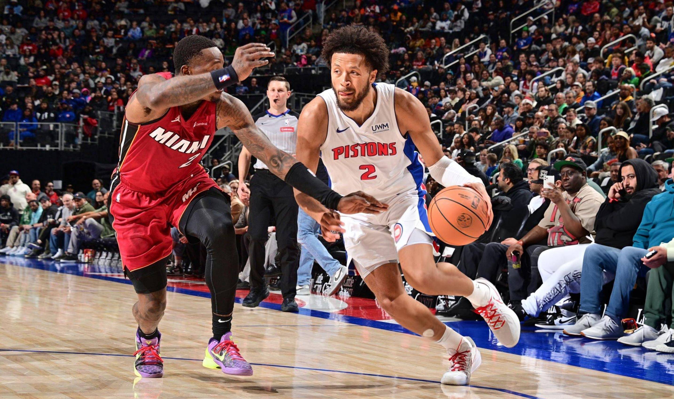 官方：22岁墨西哥中场纳赫拉租借加盟马竞，将先效力于B队（官宣：马竞租借签下22岁墨西哥中场纳赫拉，先随B队效力）