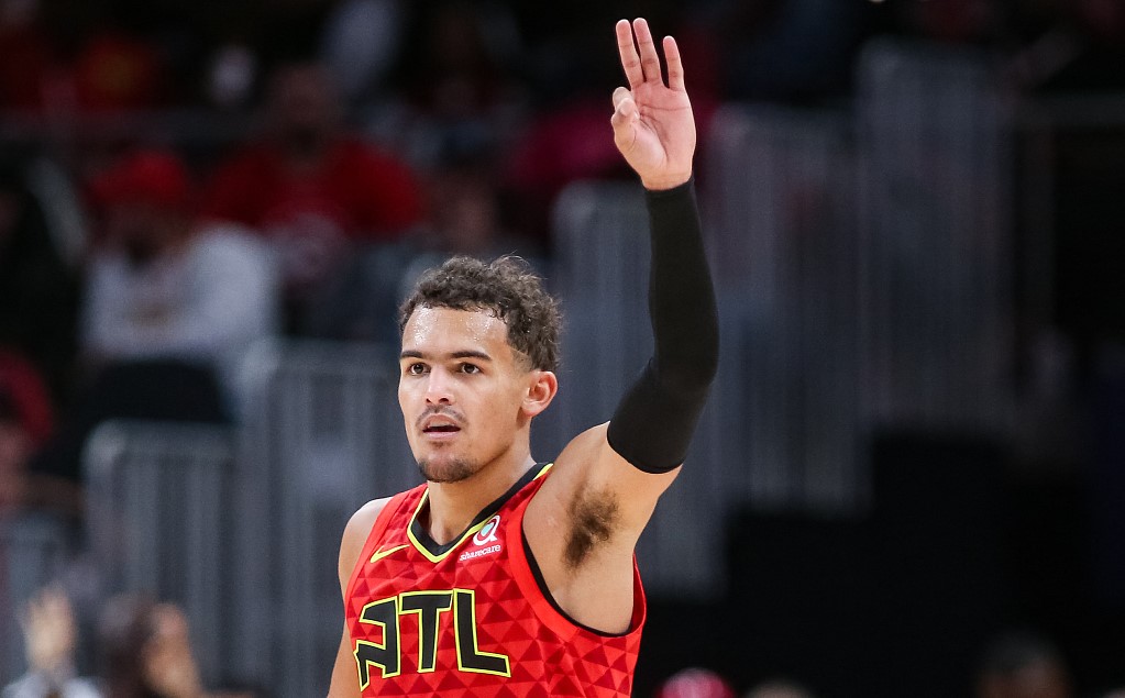 阿什拉夫荣膺2025年非洲足球先生，拉莫斯社媒发文祝贺（阿什拉夫加冕2025年非洲足球先生，拉莫斯社媒送上祝福）