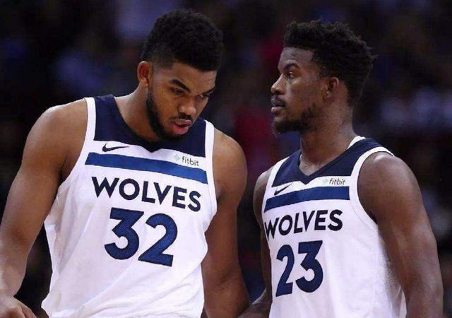 马克西：梅西就是足球史上的里程碑；格策那一脚依然难以释怀（马克西直言：梅西堪称足坛里程碑；对格策那一脚仍难释怀）