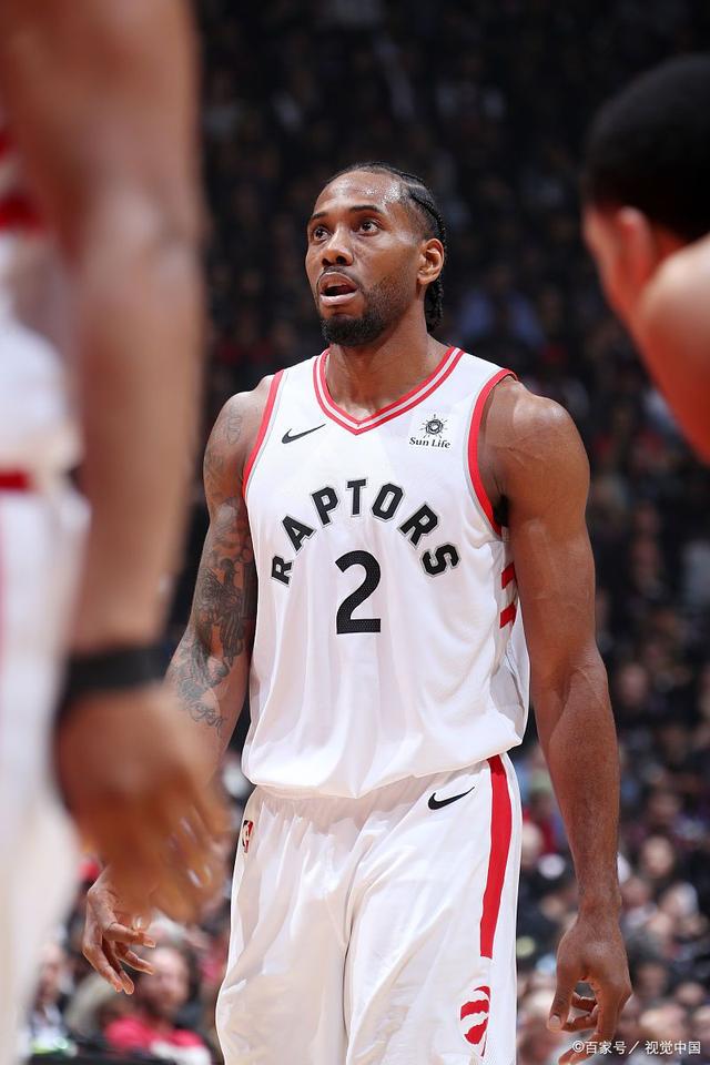 体图：多特只打算与布兰特续约1年，若球员降薪将提供2年合同（体图：多特倾向与布兰特续约一年，若其接受降薪将开出两年期合同）